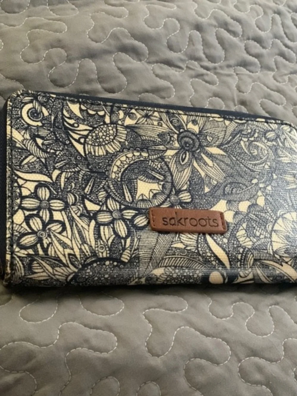 Navy Floral Print- Vera Bradley Wallet